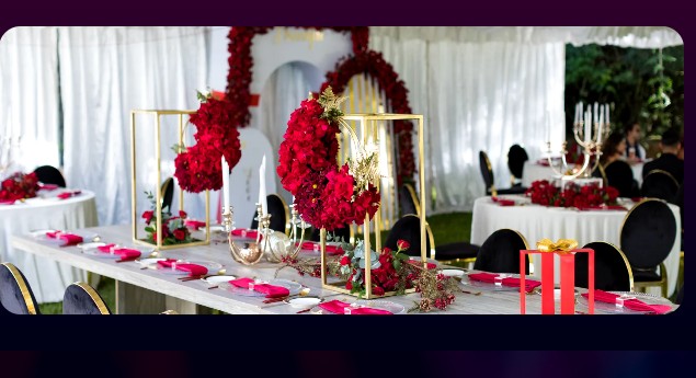 Salón decorado para un evento